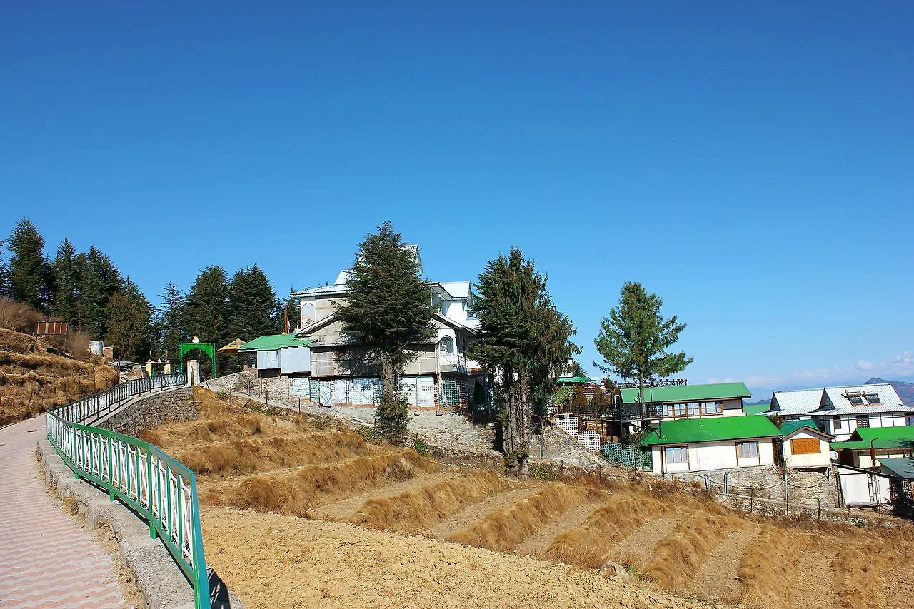 Snow King Retreat: Himalayan Views & Mountain Luxury Hotel Kufri